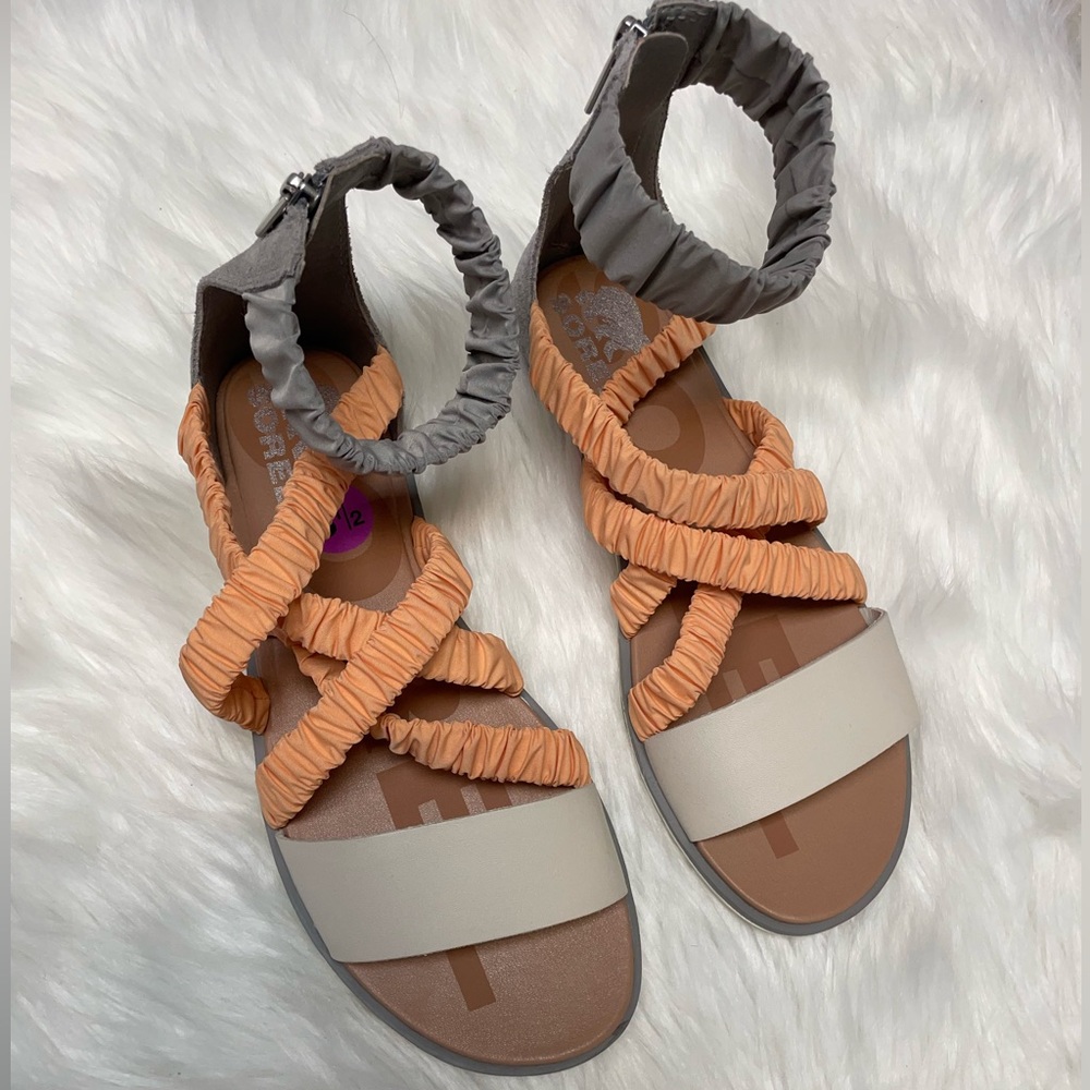 | SOREL | Ella II Ankle Strap Sandal. Size 8.5.